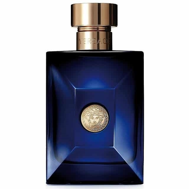 Versace Dylan Blue Edt 50ml ryhmässä KAUNEUS JA TERVEYS / Tuoksut & Parfyymit / Parfyymit / Miesten Tuoksut @ TP E-commerce Nordic AB (38-58820)