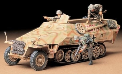 Tamiya 1/35 SD KFZ 251/1 AUF D ryhmässä URHEILU, VAPAA-AIKA JA HARRASTUS / Harrastus / Muovimallit / Sotilasajoneuvot (maa) @ TP E-commerce Nordic AB (A06307)