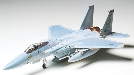 Tamiya 1/48 F-15C Eagle ryhmässä URHEILU, VAPAA-AIKA JA HARRASTUS / Harrastus / Muovimallit / Lentokoneet/Helikopterit @ TP E-commerce Nordic AB (A06381)