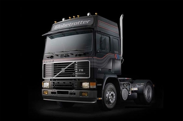 Italeri 1:24 VOLVO F-16 GLOBETROTTER ryhmässä URHEILU, VAPAA-AIKA JA HARRASTUS / Harrastus / Muovimallit / Autot @ TP E-commerce Nordic AB (A07155)