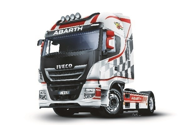 Italeri 1:24 Iveco E5 HI-WY \'Abarth ryhmässä URHEILU, VAPAA-AIKA JA HARRASTUS / Harrastus / Muovimallit / Autot @ TP E-commerce Nordic AB (A07189)