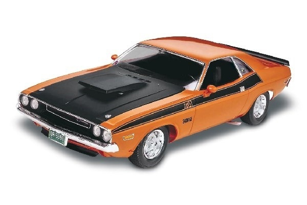 Revell 1970 Dodge Challenger 2\'n1 ryhmässä URHEILU, VAPAA-AIKA JA HARRASTUS / Harrastus / Muovimallit / Autot @ TP E-commerce Nordic AB (A07967)