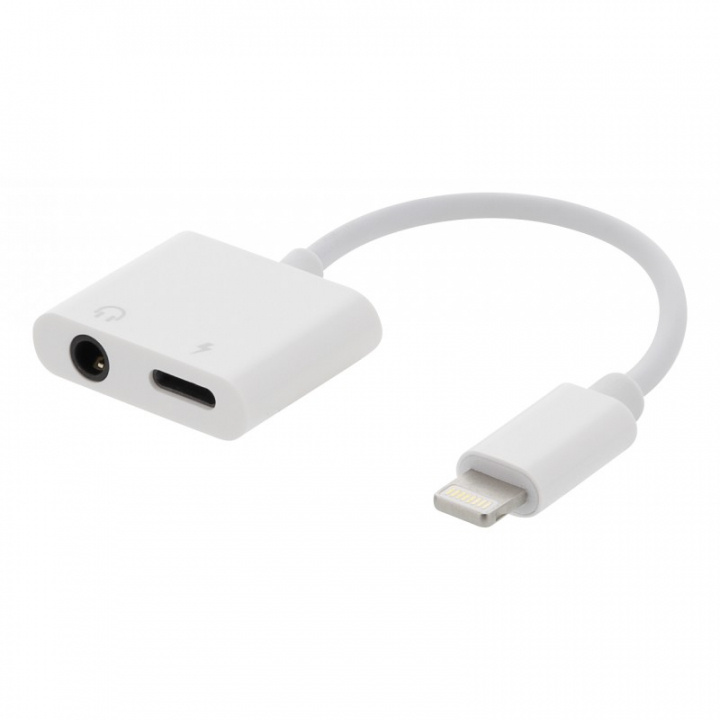 EPZI Lightning till 3.5mm ljud-adapter med laddning ryhmässä ÄLYPUHELIMET JA TABLETIT / Laturit & Kaapelit / Sovittimet @ TP E-commerce Nordic AB (A22563)