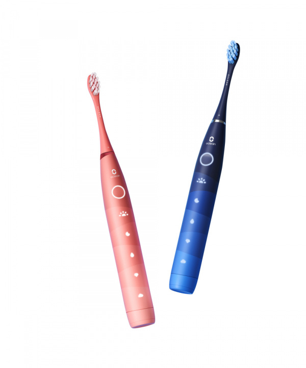 Oclean Electric Toothbrush Set DUO, Red & Blue ryhmässä KAUNEUS JA TERVEYS / Suunhoito / Sähköhammasharjat @ TP E-commerce Nordic AB (A22820)