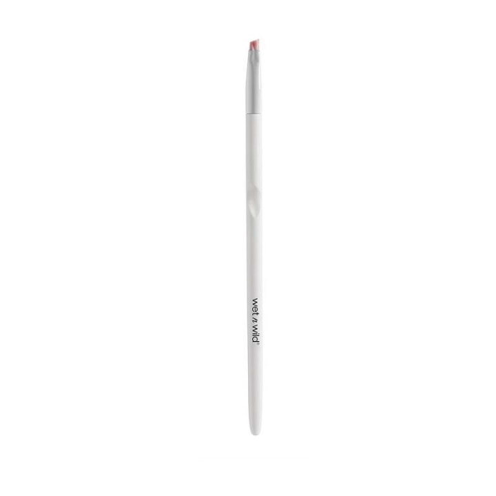 Wet n Wild Angled Liner Brush ryhmässä KAUNEUS JA TERVEYS / Meikit / Silmät ja kulmat / Silmänrajauskynä / Kajaali @ TP E-commerce Nordic AB (C10955)