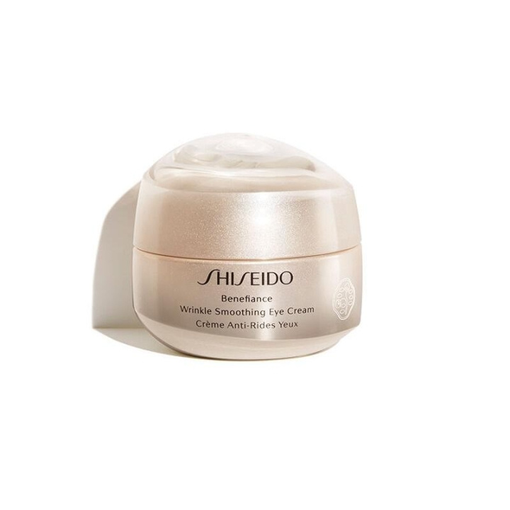 Shiseido Benefiance Wrinkle Smoothing Eye Cream 15ml ryhmässä KAUNEUS JA TERVEYS / Ihonhoito / Kasvot / Päivävoide @ TP E-commerce Nordic AB (C11091)