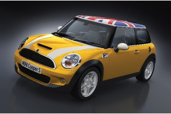 AIRFIX Mini Cooper S, 1:32 hanging gift ryhmässä URHEILU, VAPAA-AIKA JA HARRASTUS / Harrastus / Muovimallit / Autot @ TP E-commerce Nordic AB (C29602)