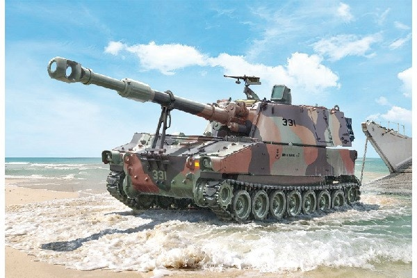 ITALERI 1:35 M-109/A2-A3-G ryhmässä URHEILU, VAPAA-AIKA JA HARRASTUS / Harrastus / Muovimallit / Sotilasajoneuvot (maa) @ TP E-commerce Nordic AB (C29783)