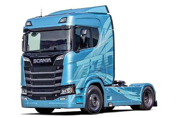 ITALERI 1:24 Scania S770 4x2 normal roof ryhmässä URHEILU, VAPAA-AIKA JA HARRASTUS / Harrastus / Muovimallit / Autot @ TP E-commerce Nordic AB (C29818)