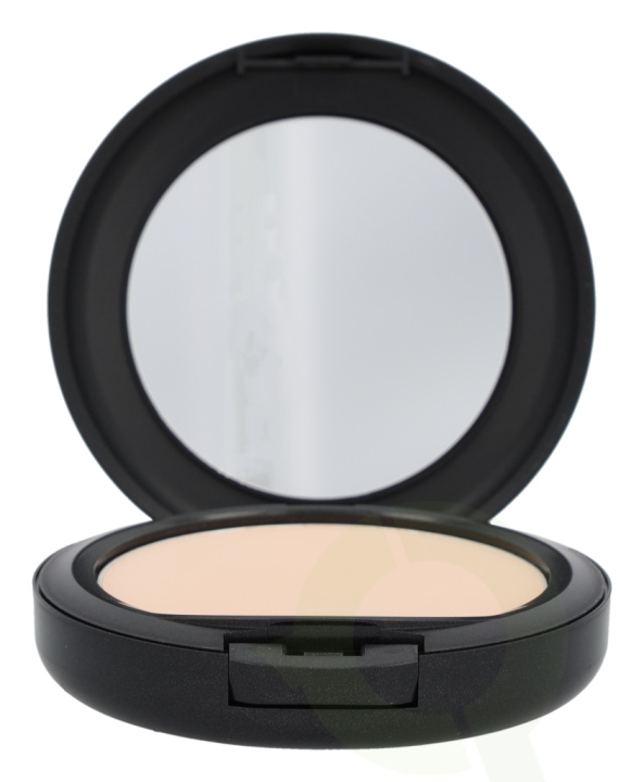 MAC Studio Fix Powder Plus Foundation 15 gr NC15 ryhmässä KAUNEUS JA TERVEYS / Meikit / Meikit Kasvot / Meikkivoide @ TP E-commerce Nordic AB (C41663)