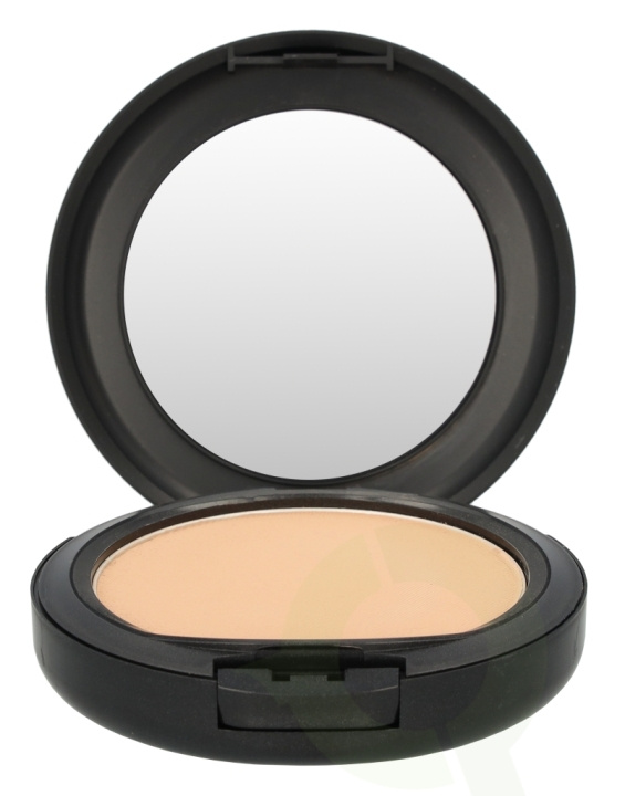 MAC Studio Fix Powder Plus Foundation 15 gr NC35 ryhmässä KAUNEUS JA TERVEYS / Meikit / Meikit Kasvot / Meikkivoide @ TP E-commerce Nordic AB (C41676)