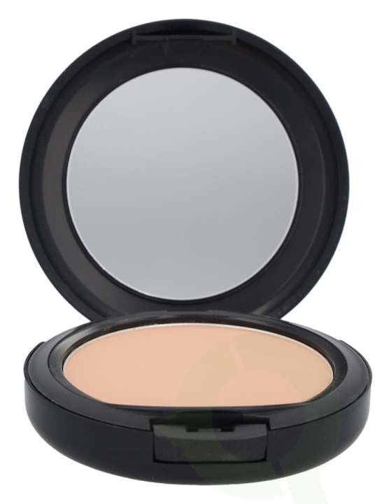 MAC Studio Fix Powder Plus Foundation 15 gr NW22 ryhmässä KAUNEUS JA TERVEYS / Meikit / Meikit Kasvot / Meikkivoide @ TP E-commerce Nordic AB (C41683)