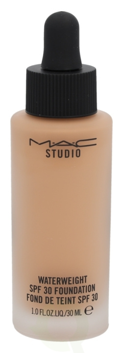 MAC Studio Waterweight Foundation SPF30 30 ml NC35 ryhmässä KAUNEUS JA TERVEYS / Meikit / Meikit Kasvot / Meikkivoide @ TP E-commerce Nordic AB (C41693)