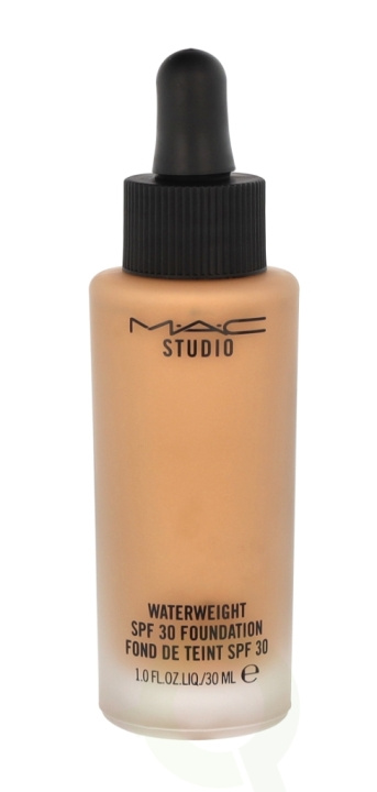 MAC Studio Waterweight Foundation SPF30 30 ml NC42 ryhmässä KAUNEUS JA TERVEYS / Meikit / Meikit Kasvot / Meikkivoide @ TP E-commerce Nordic AB (C41698)