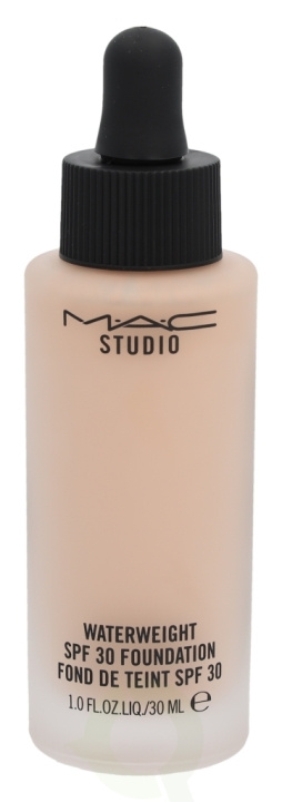 MAC Studio Waterweight Foundation SPF30 30 ml NW15 ryhmässä KAUNEUS JA TERVEYS / Meikit / Meikit Kasvot / Meikkivoide @ TP E-commerce Nordic AB (C41702)