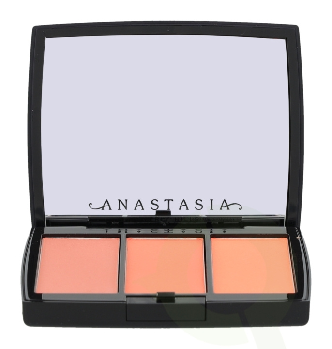 Anastasia Beverly Hills Blush Trio 9 gr 3x3gr - Peachy Love ryhmässä KAUNEUS JA TERVEYS / Meikit / Meikit Kasvot / Poskipuna / Aurinkopuuteri @ TP E-commerce Nordic AB (C45962)