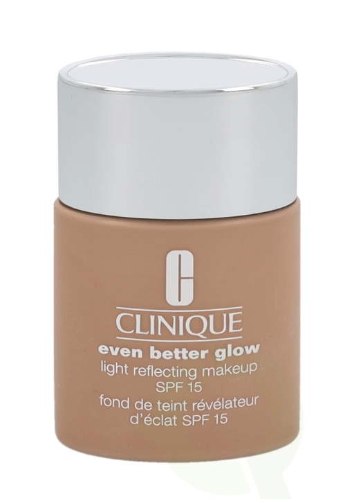 Clinique Even Better Glow Light Reflecting Makeup SPF15 30 ml CN52 Neutral ryhmässä KAUNEUS JA TERVEYS / Meikit / Meikit Kasvot / Meikkivoide @ TP E-commerce Nordic AB (C50248)