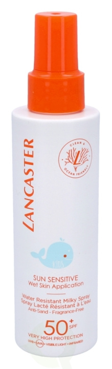 Lancaster Kids Sun Sensitive Milky Spray SPF50 150 ml Water Resistant ryhmässä KAUNEUS JA TERVEYS / Ihonhoito / Rusketus / Aurinkosuoja @ TP E-commerce Nordic AB (C52732)