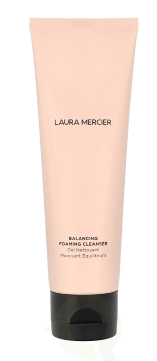 Laura Mercier Balancing Foaming Cleanser 125 ml ryhmässä KAUNEUS JA TERVEYS / Ihonhoito / Kasvot / Kasvovoide @ TP E-commerce Nordic AB (C53154)