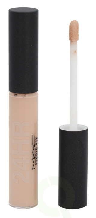 MAC Studio Fix 24-Hour Smooth Wear Concealer 7 ml NW22 ryhmässä KAUNEUS JA TERVEYS / Meikit / Meikit Kasvot / Peitevoide @ TP E-commerce Nordic AB (C53783)