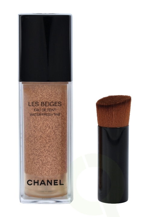 Chanel Les Beiges Water-Fresh Tint 30 ml Light ryhmässä KAUNEUS JA TERVEYS / Meikit / Meikit Kasvot / Meikkivoide @ TP E-commerce Nordic AB (C55577)