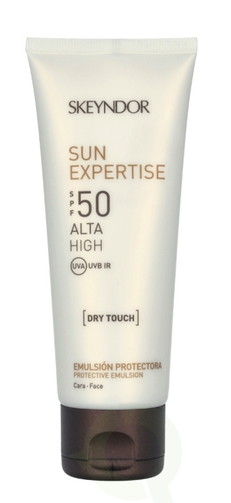 Skeyndor Sun Expertise Dry Touch Protective Emulsion SPF50 75 ml ryhmässä KAUNEUS JA TERVEYS / Ihonhoito / Rusketus / Aurinkosuoja @ TP E-commerce Nordic AB (C56022)