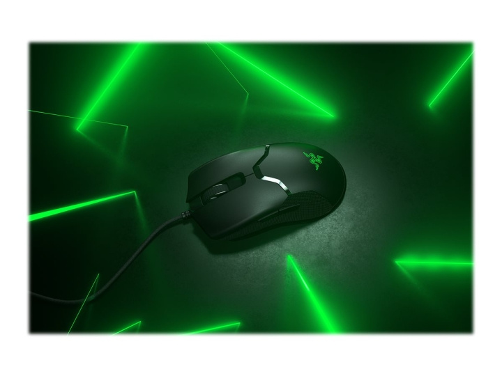 Razer Viper 8KHz Optical Wired Black ryhmässä TIETOKOONET & TARVIKKEET / GAMING / Hiiret @ TP E-commerce Nordic AB (C66399)