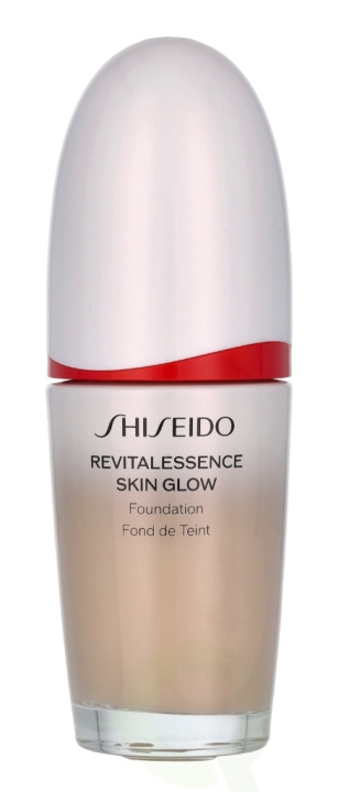 Shiseido Revitalessence Skin Glow Foundation 30 ml #130 Opal ryhmässä KAUNEUS JA TERVEYS / Meikit / Meikit Kasvot / Meikkivoide @ TP E-commerce Nordic AB (C69638)