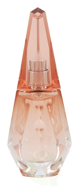 Givenchy Ange Ou Demon Le Secret Edp Spray 30 ml ryhmässä KAUNEUS JA TERVEYS / Tuoksut & Parfyymit / Parfyymit / Naisten Tuoksut @ TP E-commerce Nordic AB (C72384)