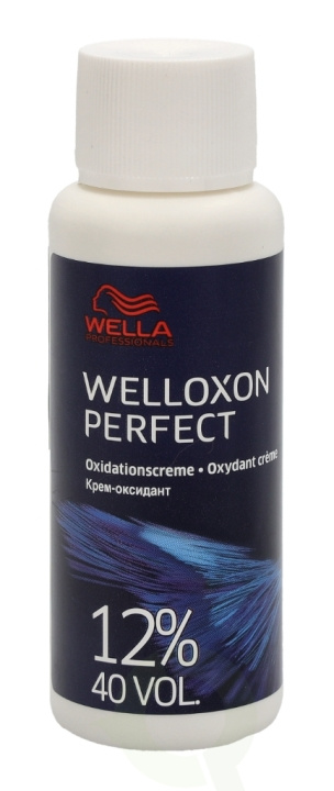 Wella Welloxon Perfect Creme Developer 60 ml 40v 12% - Creme Developer ryhmässä KAUNEUS JA TERVEYS / Hiukset &Stailaus / Hiustenhoito / Hiusväri / Hiusväri & Väripommi @ TP E-commerce Nordic AB (C73941)