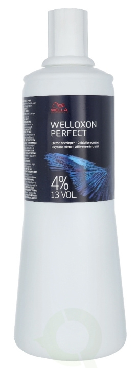 Wella Welloxon Perfect Creme Developer 1000 ml 4% 13 Vol. ryhmässä KAUNEUS JA TERVEYS / Hiukset &Stailaus / Hiustenhoito / Hiusväri / Hiusväri & Väripommi @ TP E-commerce Nordic AB (C73945)