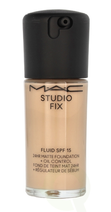 MAC Studio Fix Fluid Foundation SPF15 30 ml N4.5 ryhmässä KAUNEUS JA TERVEYS / Meikit / Meikit Kasvot / Meikkivoide @ TP E-commerce Nordic AB (C75930)