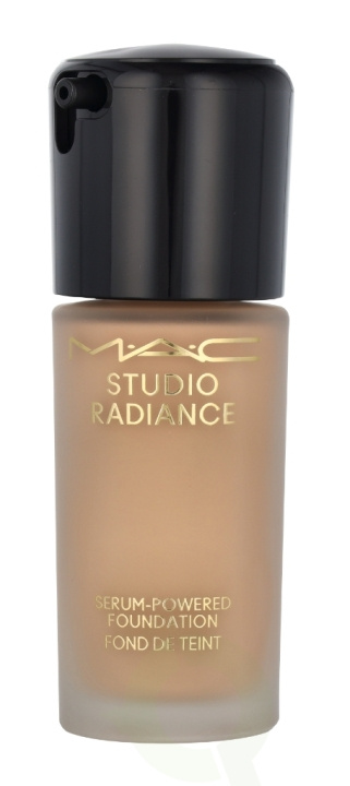 MAC Studio Radiance Serum-Powered Foundation 30 ml NC14.5 ryhmässä KAUNEUS JA TERVEYS / Meikit / Meikit Kasvot / Meikkivoide @ TP E-commerce Nordic AB (C75949)