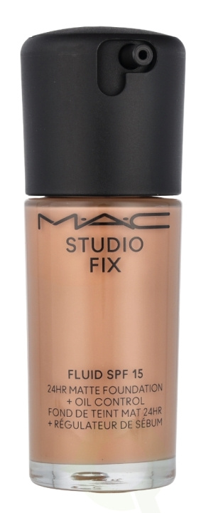 MAC Studio Fix Fluid Foundation SPF15 30 ml NW33 ryhmässä KAUNEUS JA TERVEYS / Meikit / Meikit Kasvot / Meikkivoide @ TP E-commerce Nordic AB (C75970)