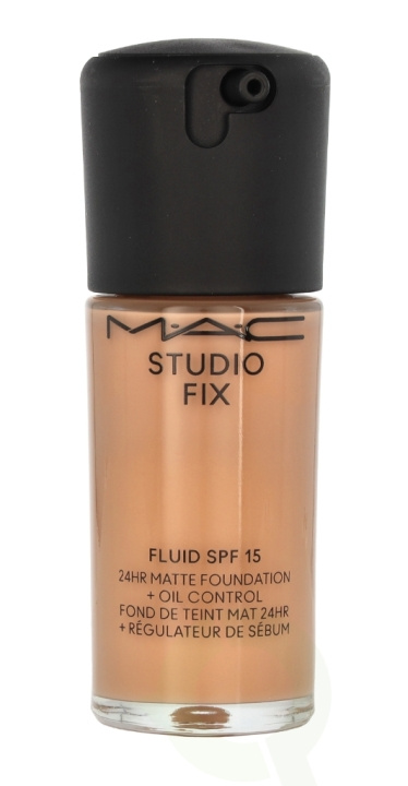 MAC Studio Fix Fluid Foundation SPF15 30 ml NW22 ryhmässä KAUNEUS JA TERVEYS / Meikit / Meikit Kasvot / Meikkivoide @ TP E-commerce Nordic AB (C75971)