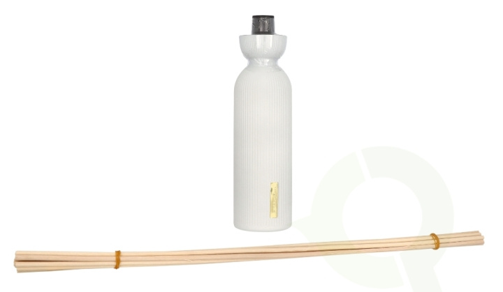 Rituals Karma Fragrance Sticks 250 ml Lotus Flower & White Tea ryhmässä KAUNEUS JA TERVEYS / Tuoksut & Parfyymit / Muut tuoksut / Tuoksu diffuusori @ TP E-commerce Nordic AB (C76363)