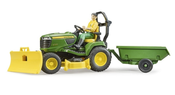 Bruder BWorld John Deere nurmikkotraktori perävaunulla ja puutarhurilla (62104) ryhmässä LELUT, TUOTTEET LAPSILLE JA VAUVOILLE / Leikkikalut, Askartelu &Pelit / Leikkiautot @ TP E-commerce Nordic AB (C83607)