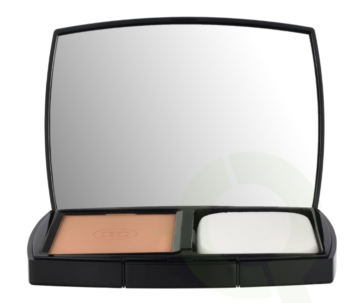 Chanel Ultra Le Teint Flawless Finish Compact Foundation 13 g B60 ryhmässä KAUNEUS JA TERVEYS / Meikit / Meikit Kasvot / Meikkivoide @ TP E-commerce Nordic AB (C84499)