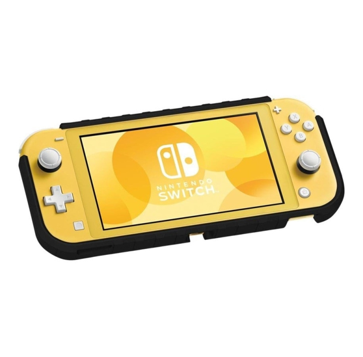 Hori Switch Lite -hybridijärjestelmän panssari - Pokémon Pikachu Black & Gold ryhmässä KODINELEKTRONIIKKA / Pelikonsolit & Tarvikkeet / Nintendo Switch Lite @ TP E-commerce Nordic AB (C84633)