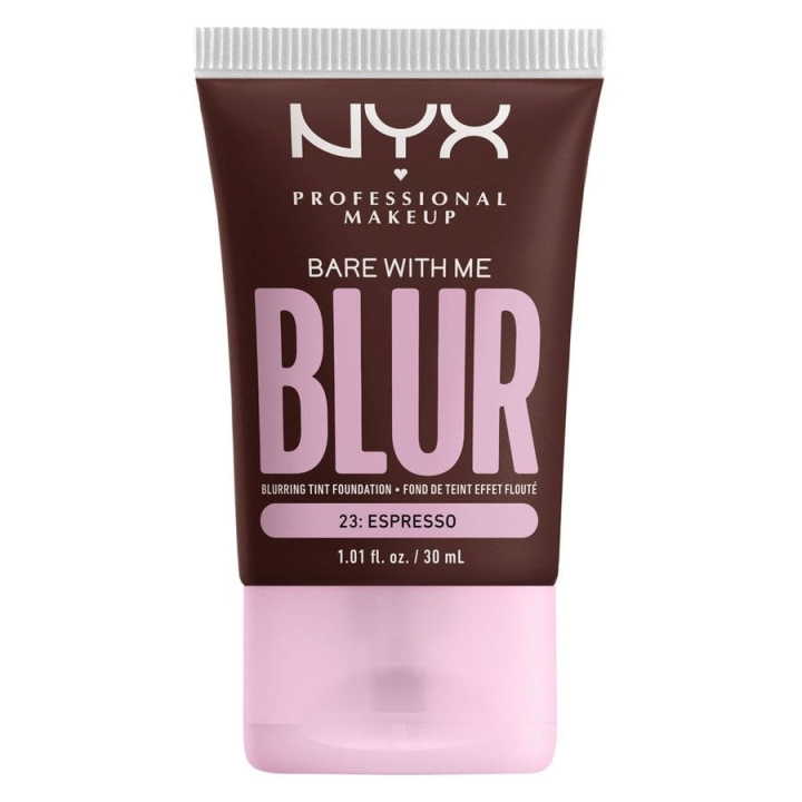 NYX Professional Makeup Bare With Me Blur Tint Foundation 23 Espresso -sävysävy ryhmässä KAUNEUS JA TERVEYS / Meikit / Meikit Kasvot / Meikkivoide @ TP E-commerce Nordic AB (C84686)