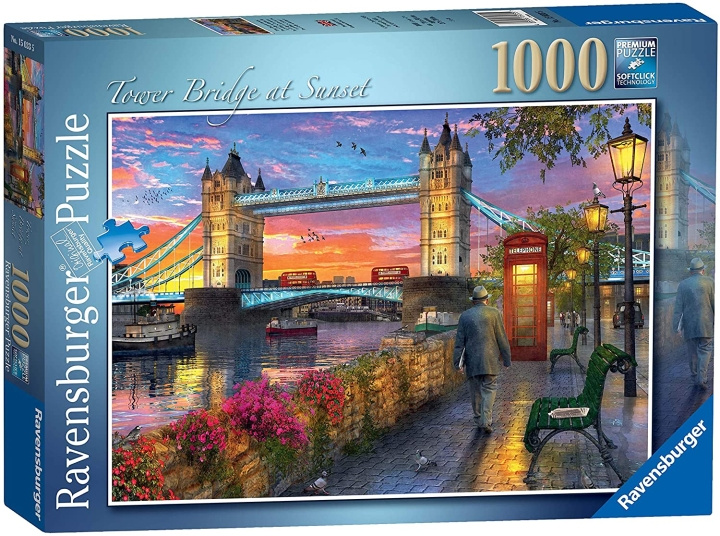 Ravensburger Tower Bridge At Sunset 1000p (10215033) ryhmässä LELUT, TUOTTEET LAPSILLE JA VAUVOILLE / Leikkikalut, Askartelu &Pelit / Palapelit @ TP E-commerce Nordic AB (C85450)