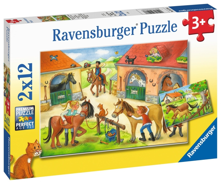 Ravensburger Iloisia päiviä tallilla 2x12p - 05178 ryhmässä LELUT, TUOTTEET LAPSILLE JA VAUVOILLE / Leikkikalut, Askartelu &Pelit / Palapelit @ TP E-commerce Nordic AB (C85771)