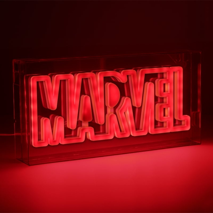 Paladone Marvel LED-neonvalo ryhmässä KODINELEKTRONIIKKA / Valaistus / Pöytälamput @ TP E-commerce Nordic AB (C85889)