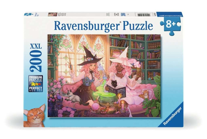 Ravensburger Palapeli Lumoava kirjasto 200p ryhmässä LELUT, TUOTTEET LAPSILLE JA VAUVOILLE / Leikkikalut, Askartelu &Pelit / Palapelit @ TP E-commerce Nordic AB (C86097)