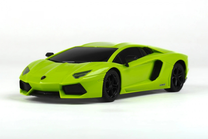 TEC-TOY Lamborghini Aventador LP 700-4 R/C 1:24 - Vihreä (471330) ryhmässä LELUT, TUOTTEET LAPSILLE JA VAUVOILLE / Radio-ohjattava / Radio-ohjattavat autot @ TP E-commerce Nordic AB (C86313)