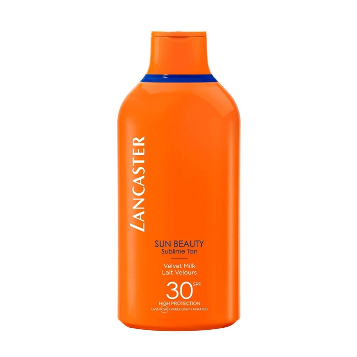 Lancaster SUN BEAUTY Sublime Tan Samettimaito SPF 30 - 400 ml ryhmässä KAUNEUS JA TERVEYS / Ihonhoito / Rusketus / Aurinkosuoja @ TP E-commerce Nordic AB (C89984)