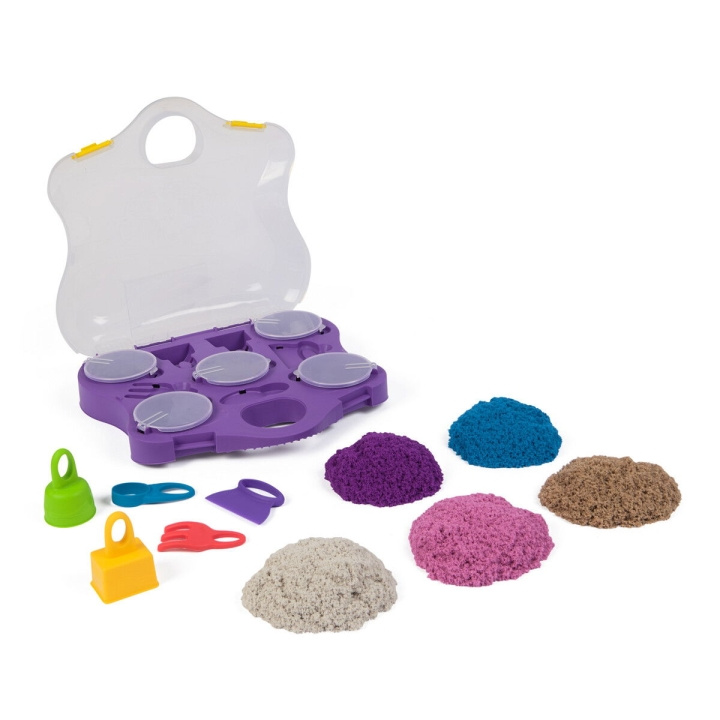 Kinetic Sand Sensorinen kotelo (6069784) ryhmässä LELUT, TUOTTEET LAPSILLE JA VAUVOILLE / Leikkikalut, Askartelu &Pelit / Pelaa savea, leikkiä hiekkaa ja tarvikkeita @ TP E-commerce Nordic AB (C90492)