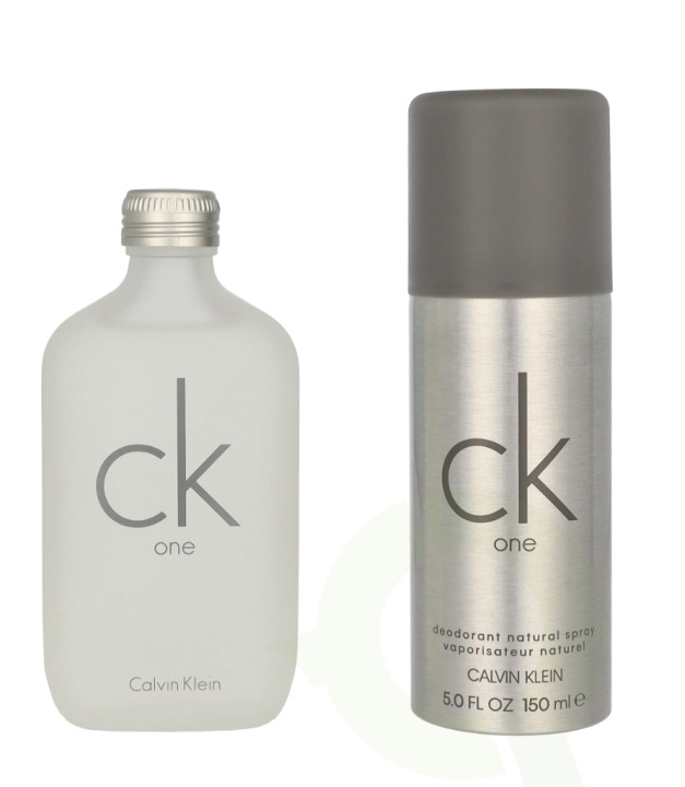 Calvin Klein Ck One Giftset 250 ml Edt Spray 100ml/Deo Spray 150ml ryhmässä KAUNEUS JA TERVEYS / Lahjapakkaukset / Miesten lahjapakkaukset @ TP E-commerce Nordic AB (C92032)