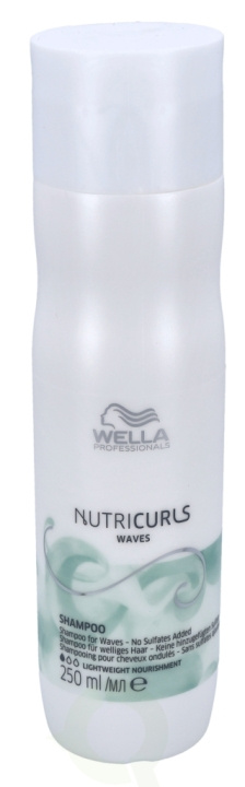 Wella Nutricurls Waves Shampoo 250 ml ryhmässä KAUNEUS JA TERVEYS / Hiukset &Stailaus / Hiustenhoito / Shampoo @ TP E-commerce Nordic AB (C92271)