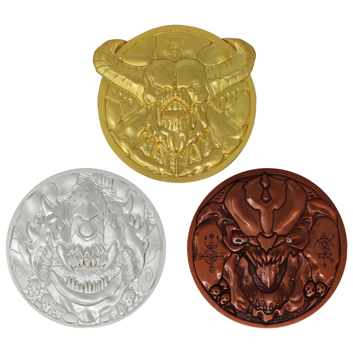 Fanatik DOOM Limited Edition Set of 3 Arcade Mode Medallion Collection -mitalikokoelma ryhmässä URHEILU, VAPAA-AIKA JA HARRASTUS / Hauskat tavarat / Keräilyesineet @ TP E-commerce Nordic AB (C94283)